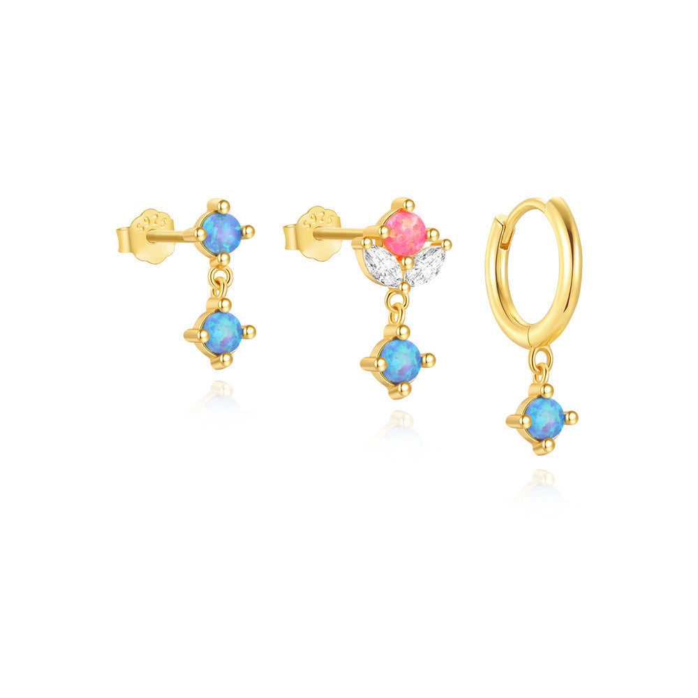 Lena – Delicati orecchini in oro con lucentezza.