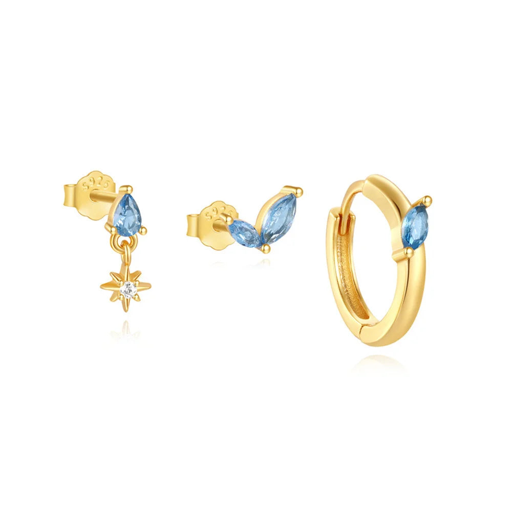 Petra – Delicati orecchini in oro dal design organico.