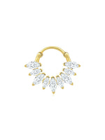 Alena – Delicati orecchini in oro dalla delicata eleganza.