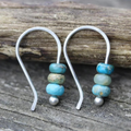 Alena – Orecchini in argento con perle turchese blu
