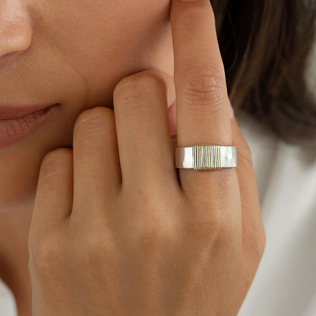 Emilia – Anello vintage in argento e oro