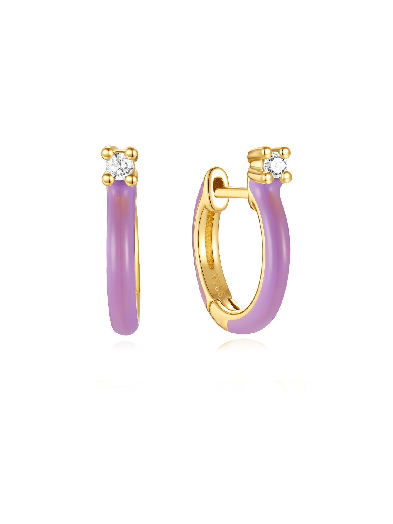 Isabela – Delicati orecchini in oro dalla forma geometrica.