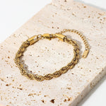Lena – Bracciale in oro con delicata struttura a cordoncino