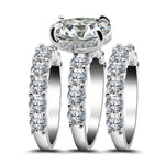 Greta – Anello in argento con diamanti e ornamento.