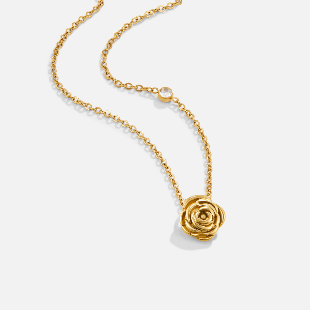 Selina – Collana dorata con catenina delicata