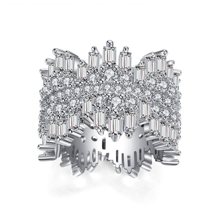 Selina – Anello di diamanti con pietra quadrata.