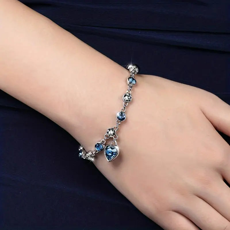 Kateřina – Bracciale in zaffiro dal design delicato.