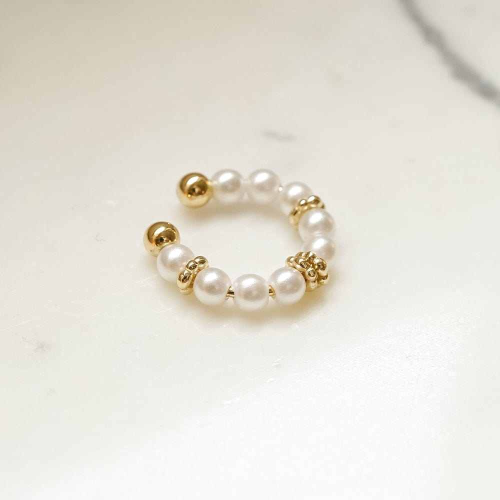 Tereza – Collana in oro con una perla pendente.