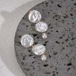 Romina – Bracciale in oro con perle e maglie delicate.