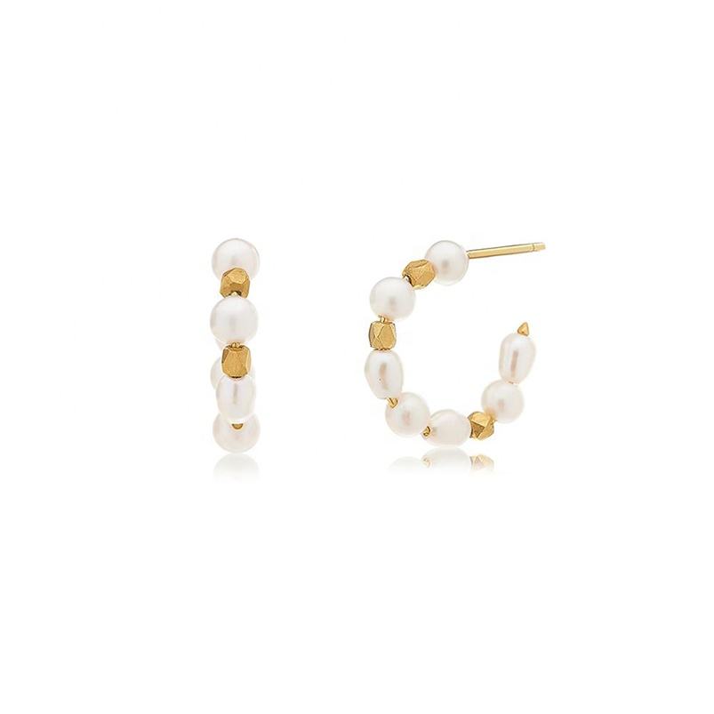 Ursula – Collana importante con perle.