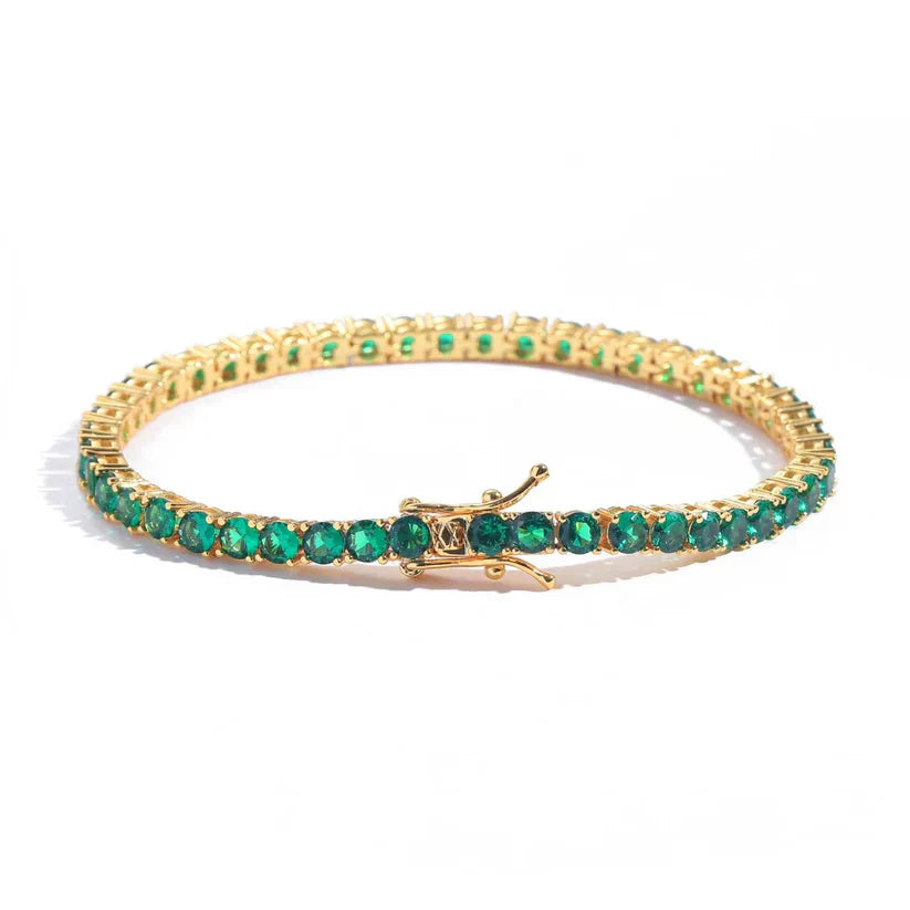 Beáta – Bracciale placcato oro con una caratteristica tonalità smeraldo.