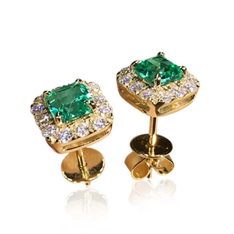 Luisa – Orecchini di smeraldi con finiture in oro.