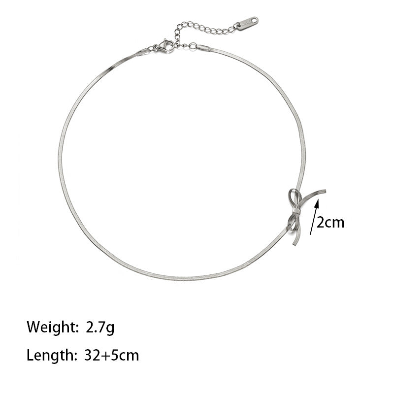 Rebecca - Collana dorata con pendente a forma di iniziale