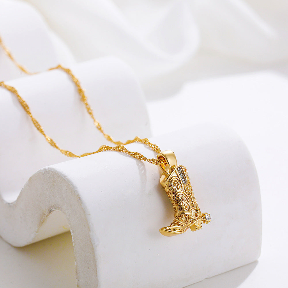 Johana – Collana delicata con pendenti dorati