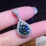Amélie – Collana in argento con pendente in smeraldo.