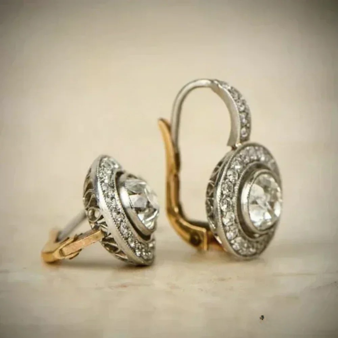 Luisa – Orecchini in argento con cornice geometrica