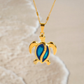 Maja – Collana dorata con medaglione rotondo