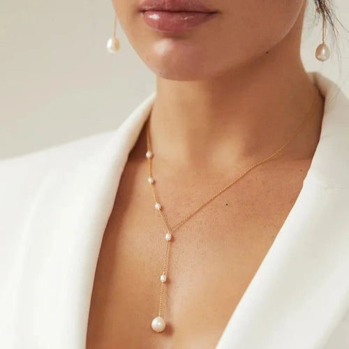Annika - Collana vintage con palline pendenti