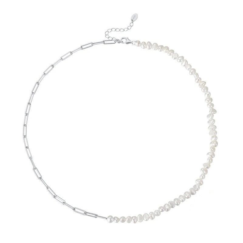 Livia – Collana dorata delicata con struttura a maglie