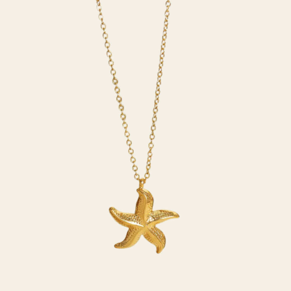Francesca – Collana dorata con stella pendente