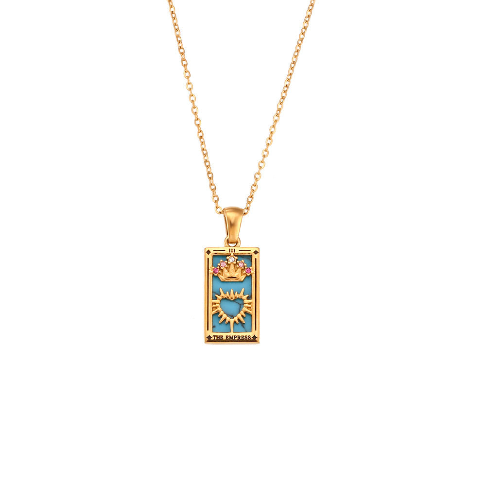 Sabina – Collana dorata con pendente discreto