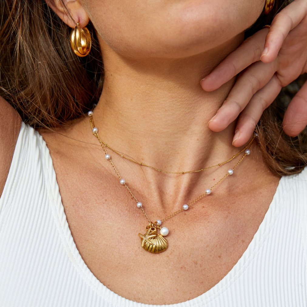 Pavlína – Collana in oro con mini cristalli.