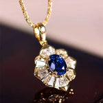 Amélie – Collana con pendente in zaffiro sfaccettato.