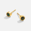 Victoria – orecchini in oro con pietra verde.