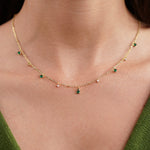 Marta – Collana dorata con pendente verde
