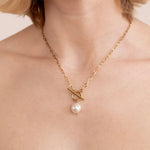 Francesca – Collana dorata con pendente filigranato