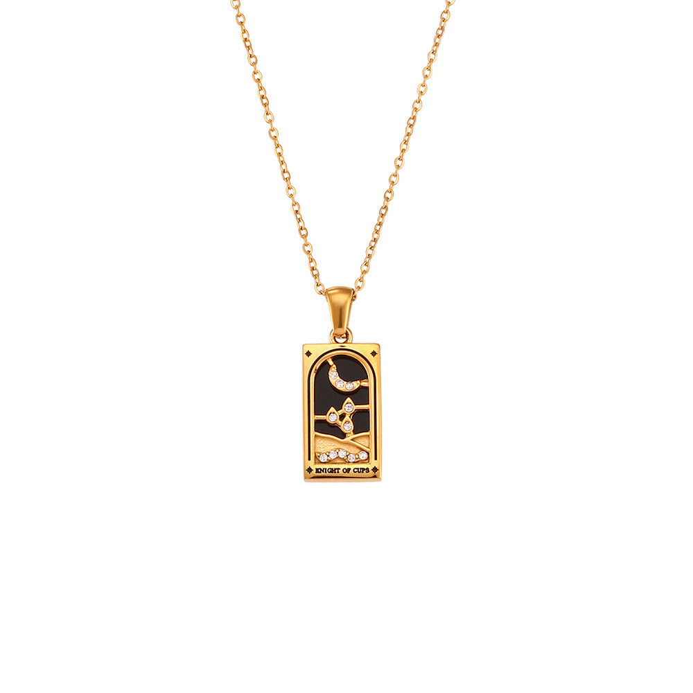 Sabina – Collana dorata con pendente discreto