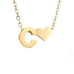 Nina – Collana dorata con disposizione a V