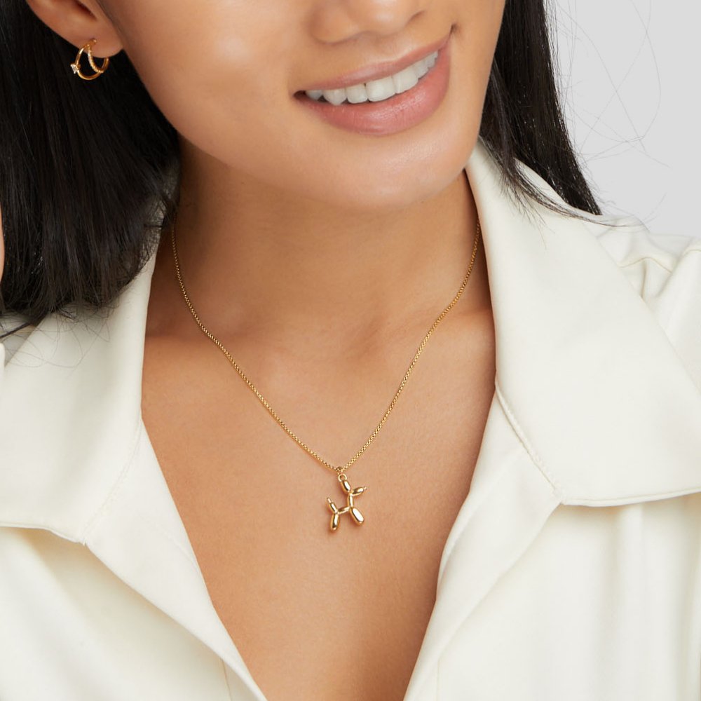 Selma – Collana dorata con pendente a forma di cuore e pietra