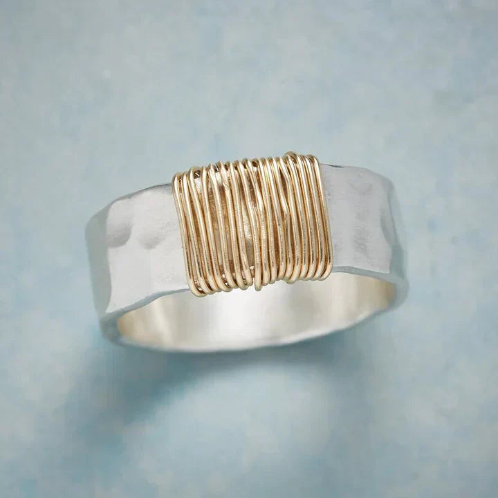 Emilia – Anello vintage in argento e oro