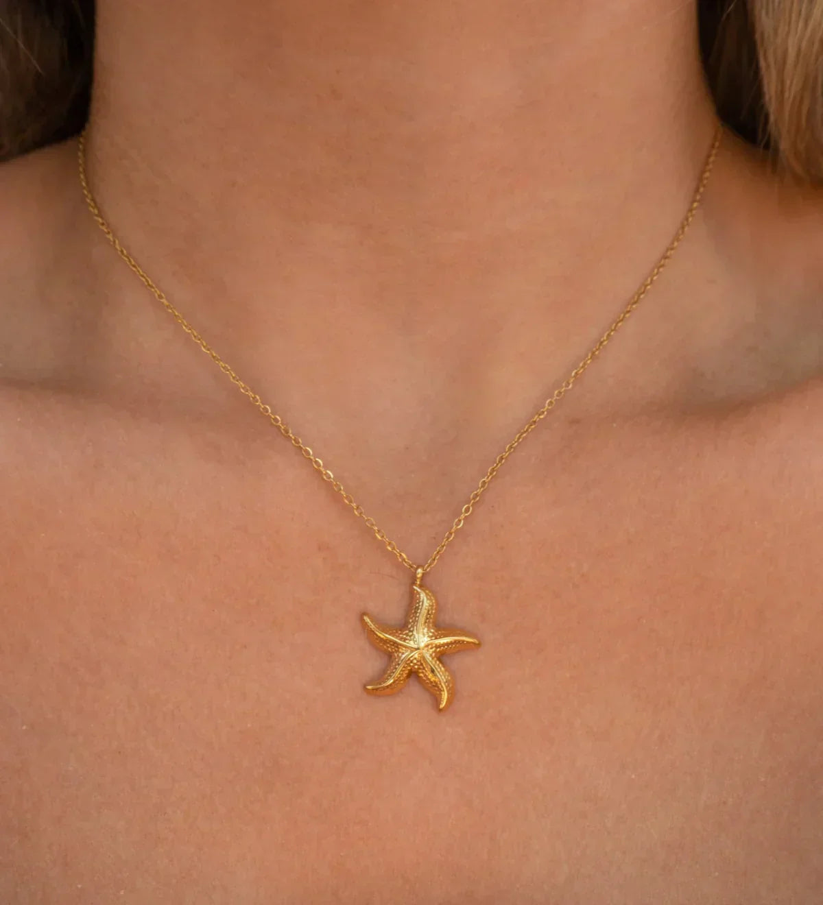 Francesca – Collana dorata con stella pendente