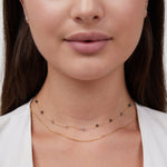 Katharina – Collana dorata con pendente rettangolare