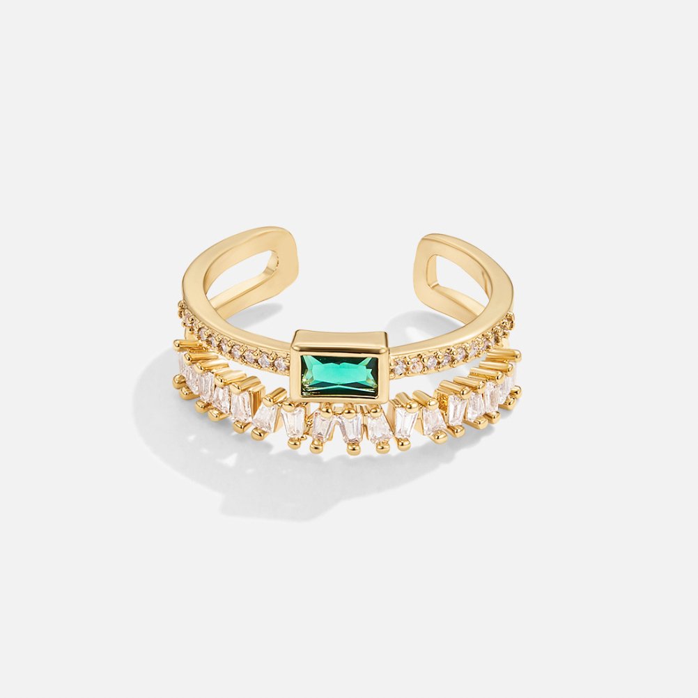 Sabina – Anello placcato oro con accenti verde smeraldo.