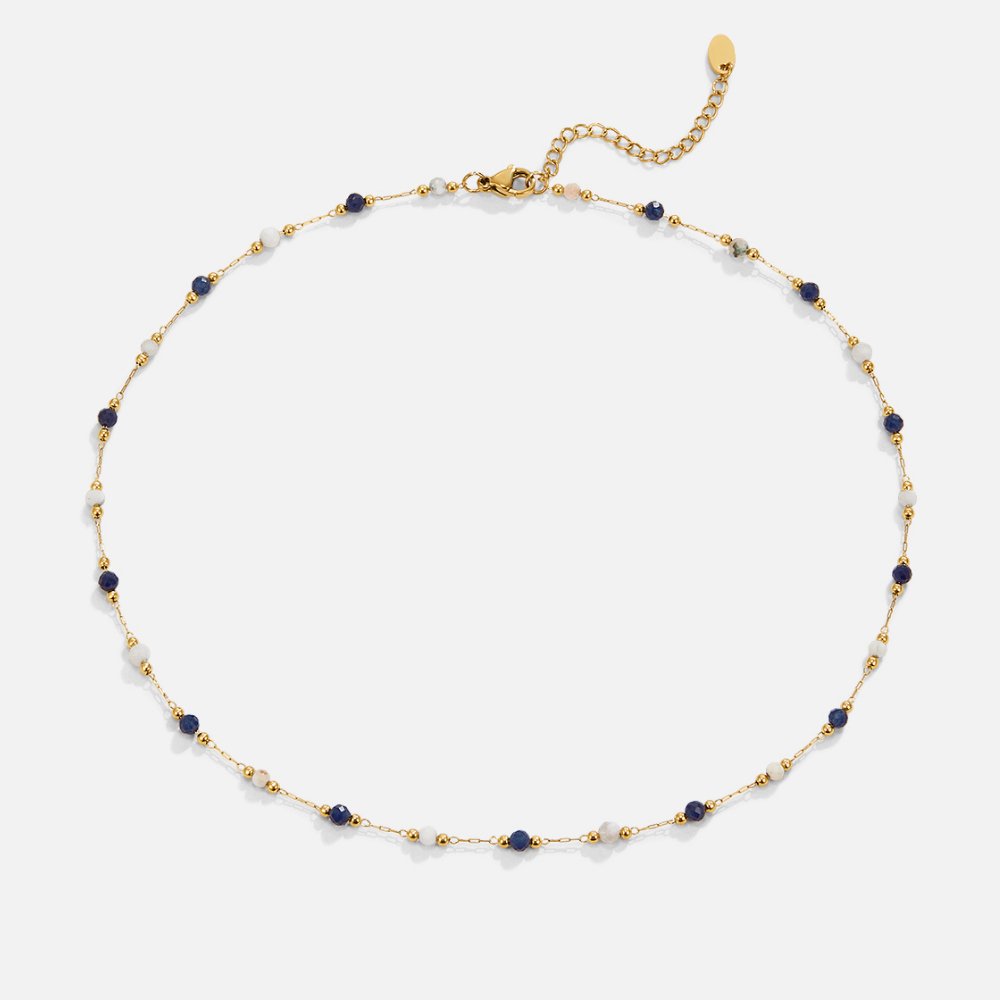 Johana – Delicata collana in oro con perle colorate.