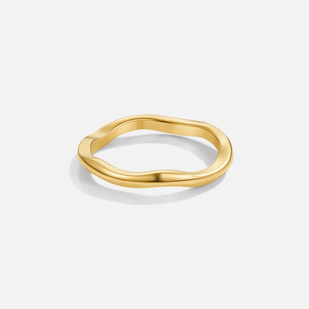 Emilia – Anello di fidanzamento con forma chiara e strutturata