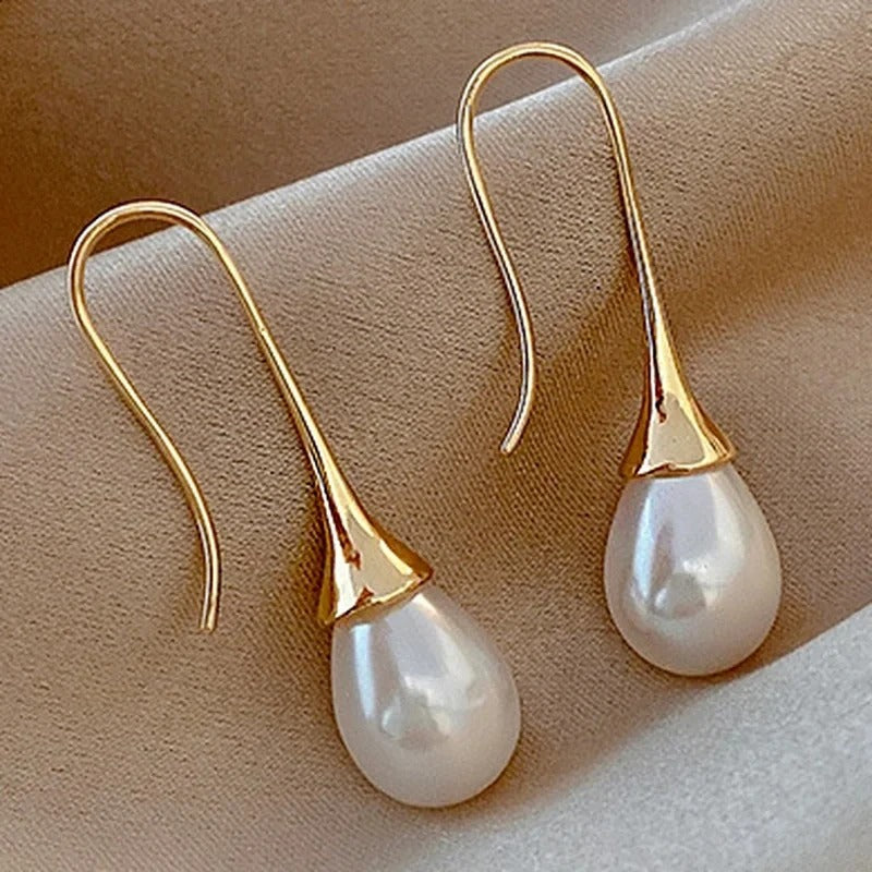 Tamara – Orecchini classici con perle Helena