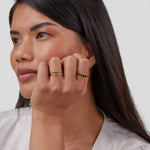 Elisa – Anello placcato oro con una delicata doppia fila.