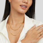 Josefine – Collana dorata a tre strati con maglie delicate