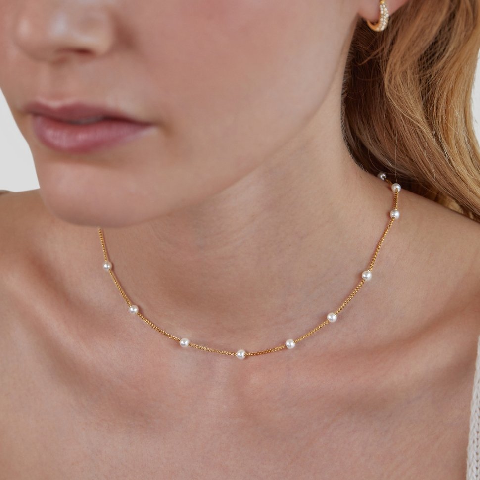 Miriam – Collana dorata dalla lunghezza armoniosa