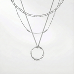 Collana aperta a tre fili