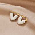 Klára-Luisa – Orecchini in oro con piccoli cristalli.