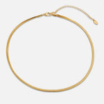 Luzia – Collana dorata a serpente con delicata lucentezza