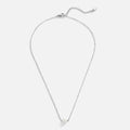 Klára – Collana in oro con pendente rotondo.