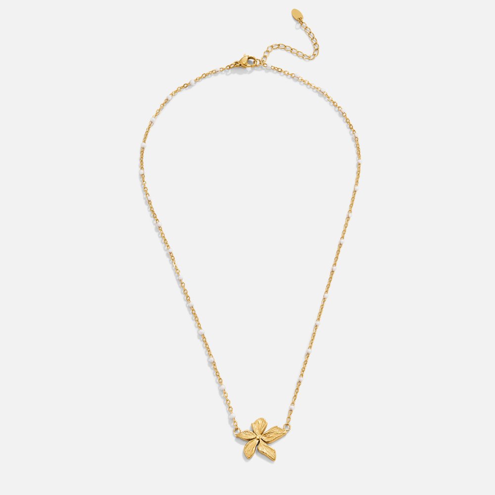 Ronja – Collana dorata con delicato dettaglio a cuore