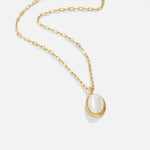 Verena – Collana dorata doppia con accenti neri